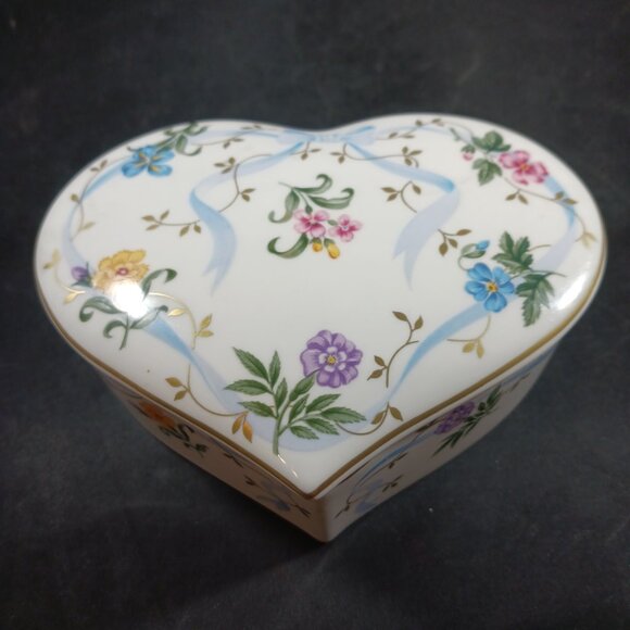 Vintage Bone China Large Ceramic Trinket Box - Picture 12 of 12